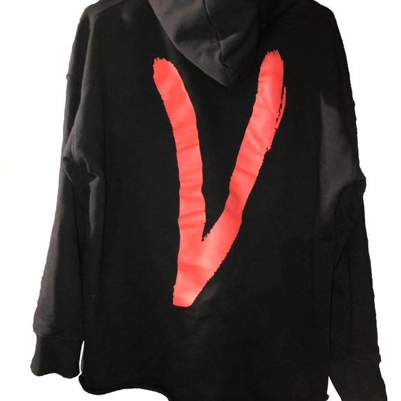 Vlone Love Sweater Hoodie - Picture 2 of 5